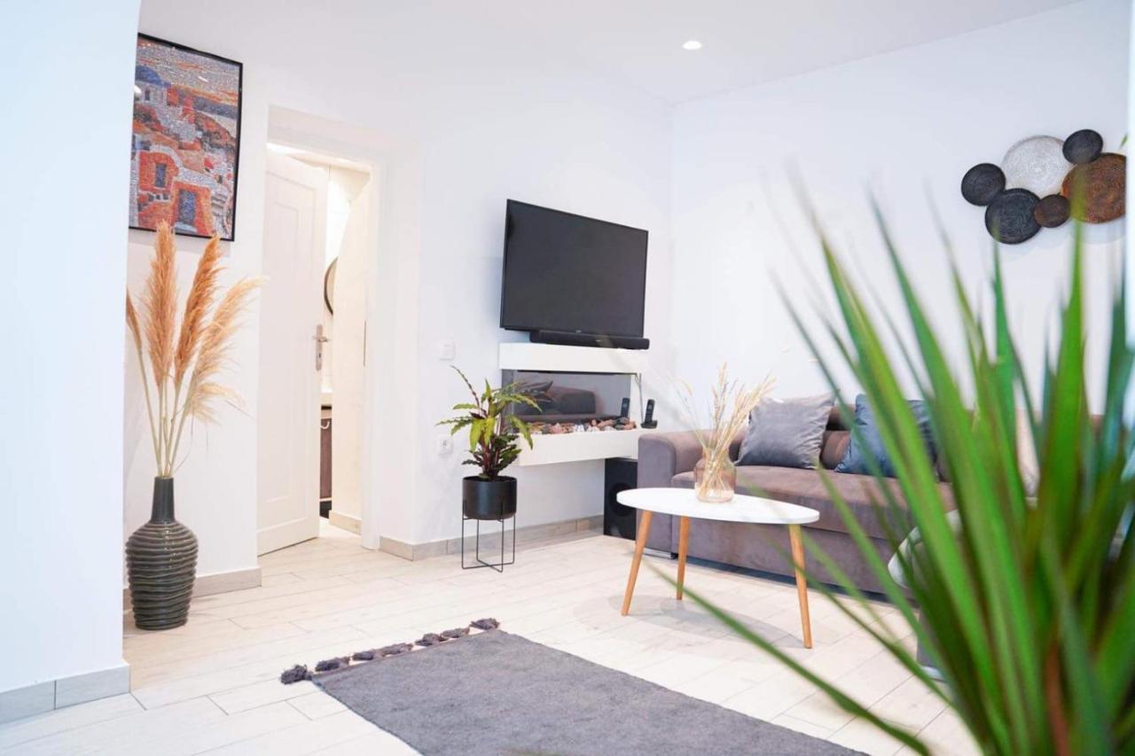 Sunstone Apartment Fira  Esterno foto